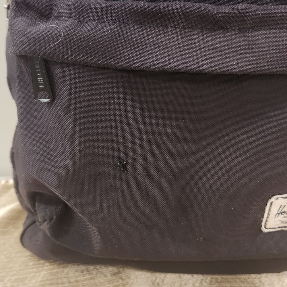 Herschel Backpack - Picture 3 of 12
